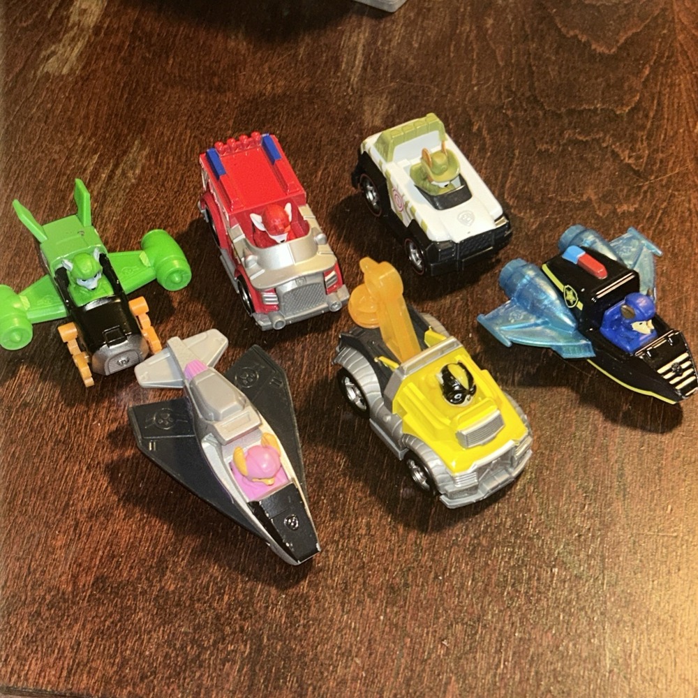 Paw Patrol Jet to the Rescue Metal Collectible Diecast Die-cast 1:55 Lot C1